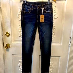 Dark denim plain pockets stretch straight leg inseam 30 brand new